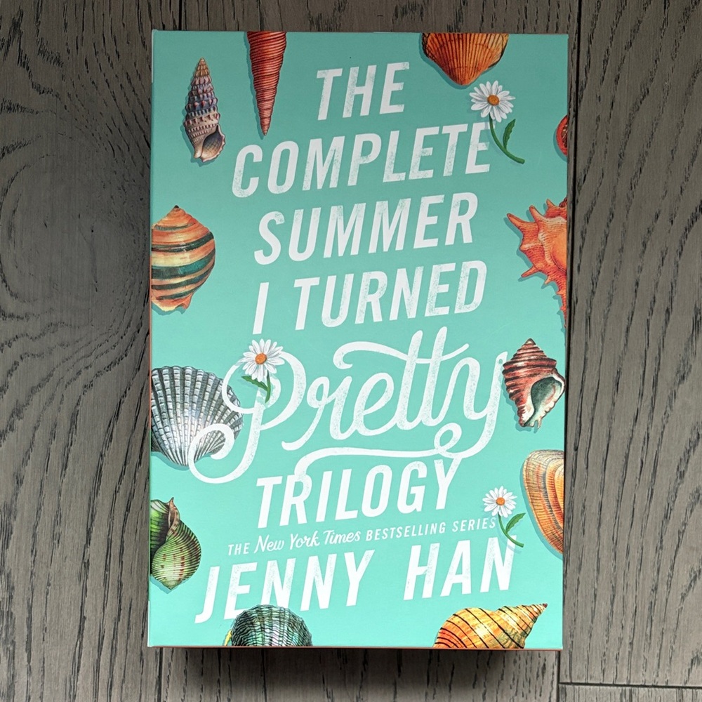 Indigo The Complete Summer I Turned Pretty Trilogy - Mint and Multicolor